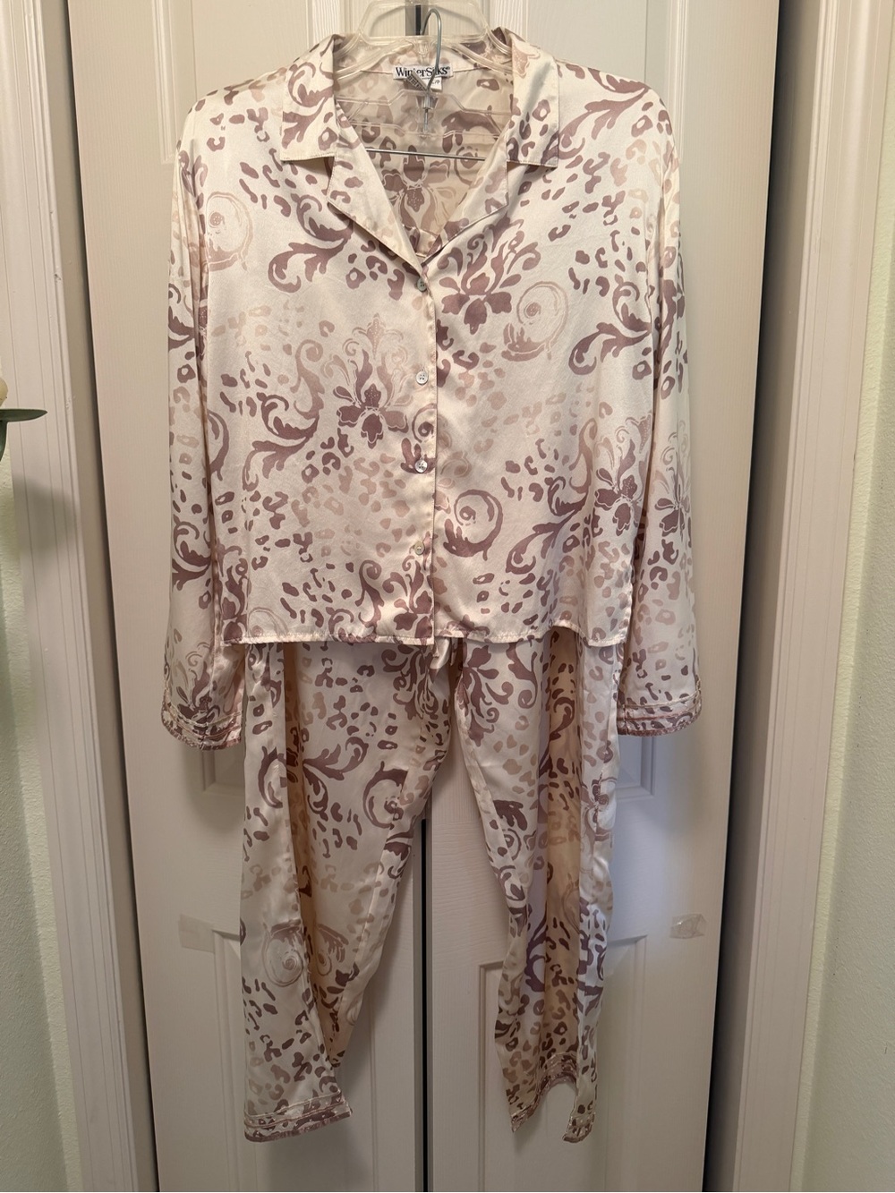 Vintage WinterSilks 100% Silk Pajamas with Paisley Animal Print